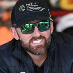 Austin Dillon height profile photo