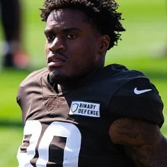 Austin Watkins height profile photo