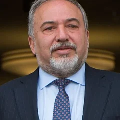 Avigdor Lieberman height profile photo