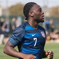 Ayo Akinola height profile photo