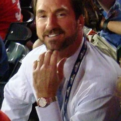 Babe Laufenberg height profile photo