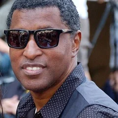 Babyface (musician) height profile photo