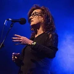 Barbara Dickson height profile photo