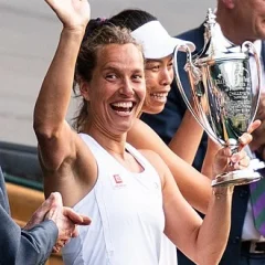 Barbora Strýcová height profile photo