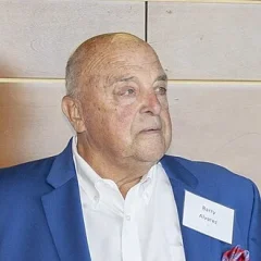 Barry Alvarez height profile photo