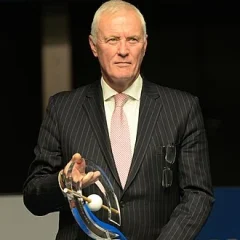 Barry Hearn height profile photo
