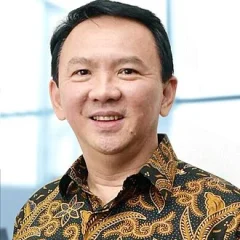 Basuki Tjahaja Purnama height profile photo