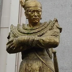 Bayinnaung height profile photo