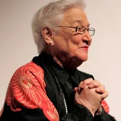 Beate Sirota Gordon height profile photo