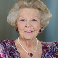 Beatrix of the Netherlands height profile photo