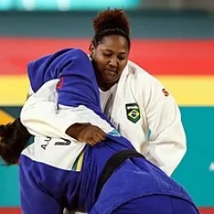 Beatriz Souza height profile photo