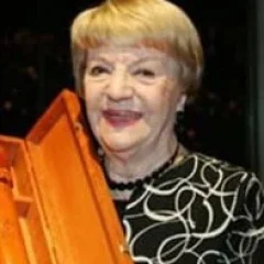 Bélgica Castro height profile photo