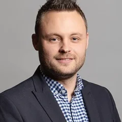 Ben Bradley (politician) height profile photo