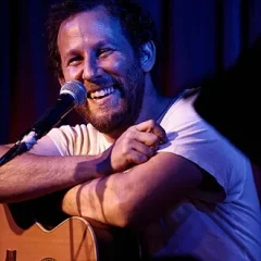 Ben Lee height profile photo