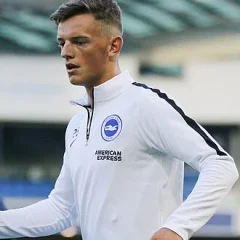 Ben White (footballer) height profile photo