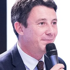 Benjamin Griveaux height profile photo