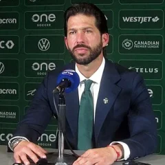 Benjamín Mora height profile photo