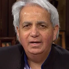 Benny Hinn height profile photo