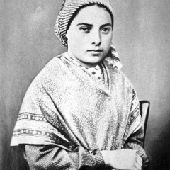 Bernadette Soubirous height profile photo