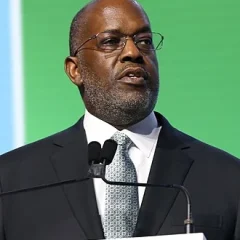 Bernard Tyson height profile photo
