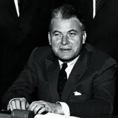 Bert Combs height profile photo