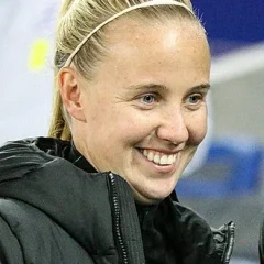 Beth Mead height profile photo