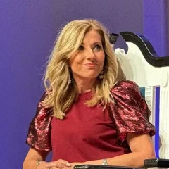 Beth Moore height profile photo