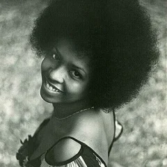 Betty Wright height profile photo