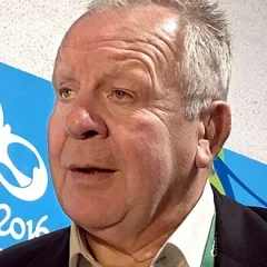 Bill Beaumont height profile photo