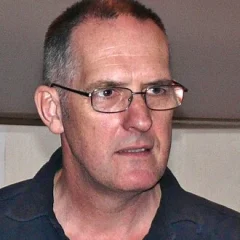 Bill Drummond height profile photo