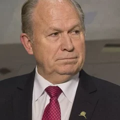 Bill Walker (American politician) height profile photo