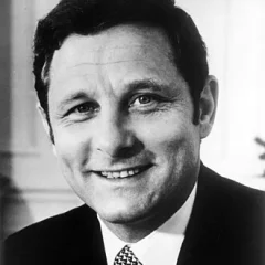 Birch Bayh height profile photo