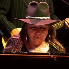 Bobbie Nelson height profile photo