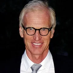 Brad Hall height profile photo