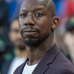 Bradley Wright-Phillips height profile photo