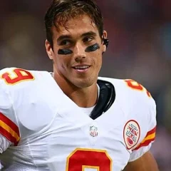 Brady Quinn height profile photo