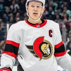 Brady Tkachuk height profile photo