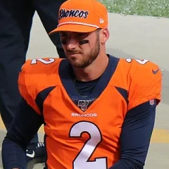 Brandon Allen (American football) height profile photo