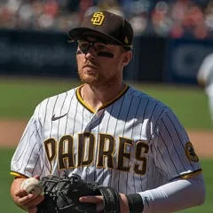 Brandon Drury height profile photo