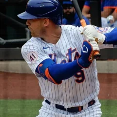 Brandon Nimmo height profile photo