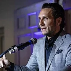 Brandon Novak height profile photo