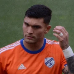 Brandon Vázquez height profile photo