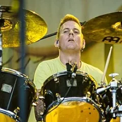 Brann Dailor height profile photo