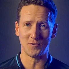 Brendan Cole height profile photo