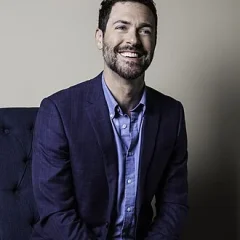 Brendan Hines height profile photo