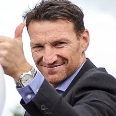 Brent Harvey height profile photo