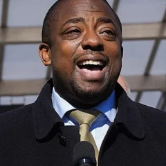 Brian Benjamin height profile photo