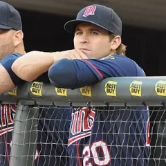 Brian Dozier height profile photo