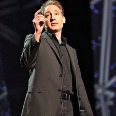 Brian Greene height profile photo