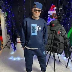 Brian Harvey height profile photo